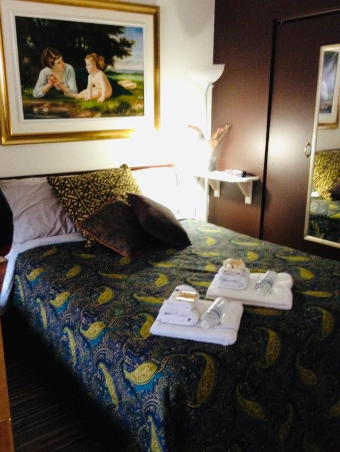 Repos & Manna Downtown Montreal Bed & Breakfast Exterior foto